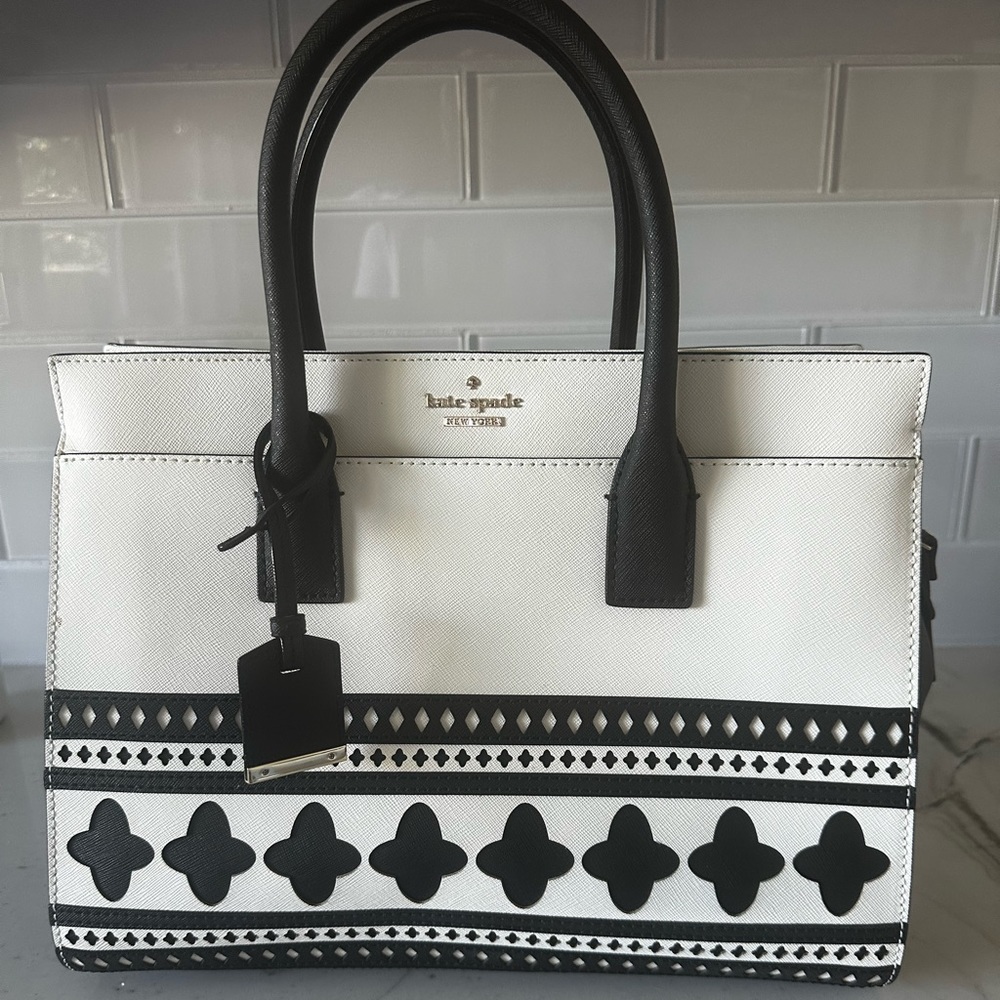 Kate spade Cameron St lane in cement/black